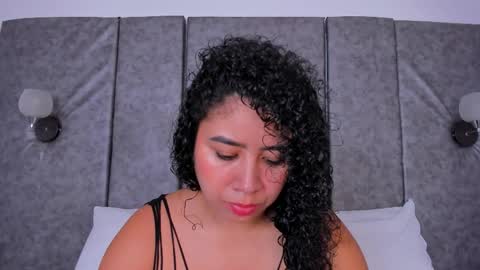 thara webstter online show from February 11, 11:04 am