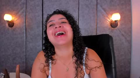 thara webstter online show from June 6, 11:48 am