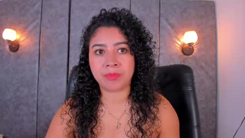 thara webstter online show from June 13, 11:52 am