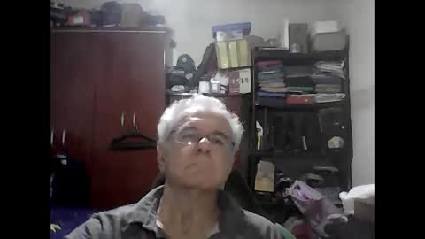Snapshot of thataco chatting on May 24, 2:49 am thataco online show from May 24, 2:49 am