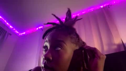 Snapshot of thatflcouplee chatting on April 13, 4:29 am thatflcouplee online show from April 13, 4:29 am