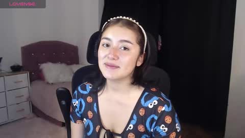   online show from September 9, 1:54 pm