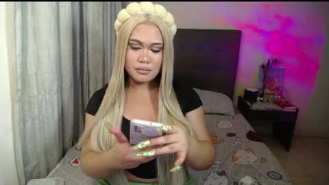 Snapshot of thatgirloctavia chatting on March 1, 3:49 pm NOEY online show from March 1, 3:49 pm