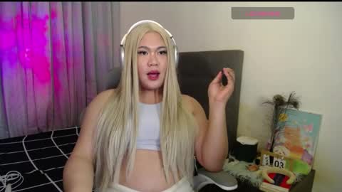 Snapshot of thatgirloctavia chatting on March 3, 6:44 pm NOEY online show from March 3, 6:44 pm