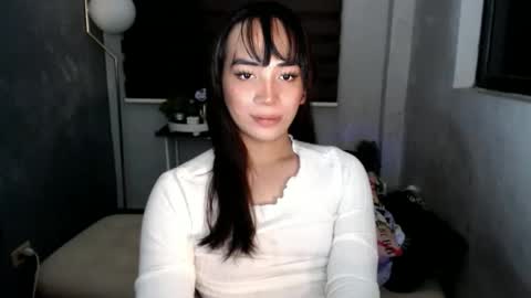 Snapshot of thatslut_deia chatting on February 1, 1:31 pm thatslut_deia online show from February 1, 1:31 pm