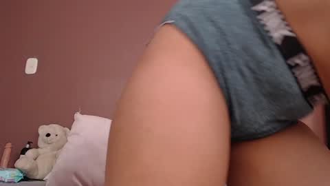 THAYSSA ROSS online show from January 10, 8:04 pm