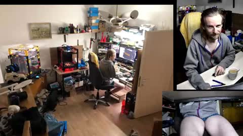 Michal online show from November 9, 9:07 am