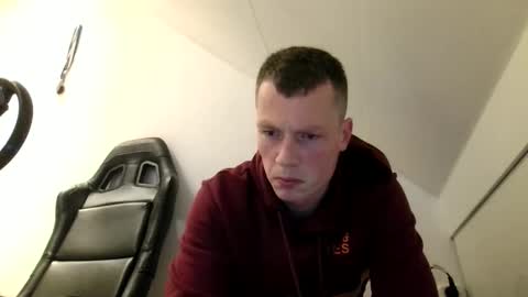 Dennis online show from December 16, 8:58 pm