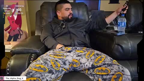 Snapshot of the_alpha_dog_xxx chatting on January 12, 5:13 am the_alpha_dog_xxx online show from January 12, 5:13 am