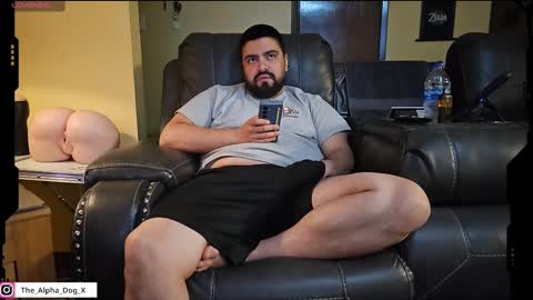 Snapshot of the_alpha_dog_xxx chatting on September 14, 4:33 am the_alpha_dog_xxx online show from September 14, 4:33 am