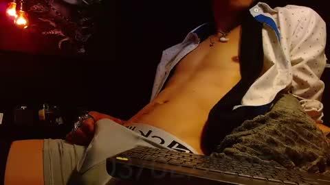 GIORGGIO online show from February 4, 7:11 pm