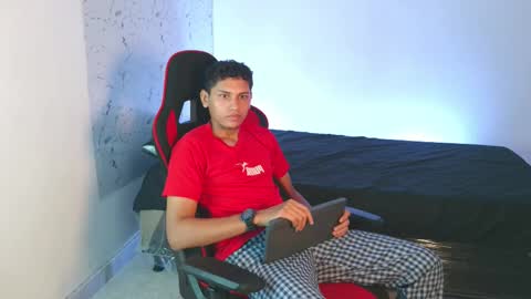 Sean OPry   online show from November 16, 2:55 pm