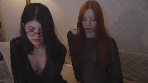 EllaLyn online show from October 29, 8:21 pm