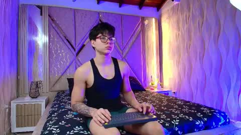 Snapshot of the_dean_boy chatting on September 15, 7:08 am Ithan and Leo online show from September 15, 7:08 am