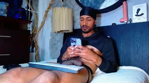 the dog lian online show from November 11, 2:50 pm