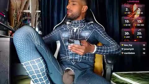 the dog lian online show from February 9, 2:15 am