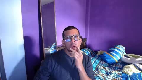 Sir. Anderssen online show from December 3, 6:39 pm