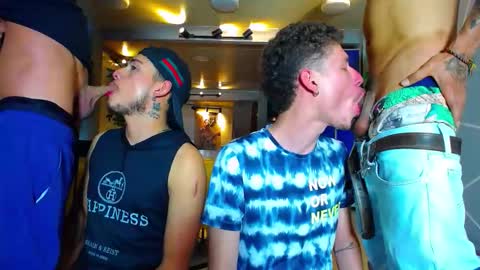 the goodfellas online show from November 7, 8:20 pm