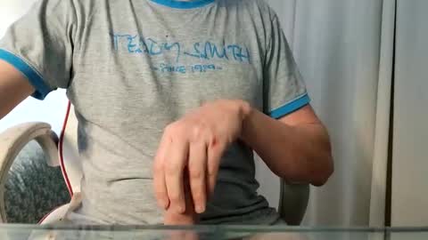 La Baguette dure online show from January 7, 2:51 pm