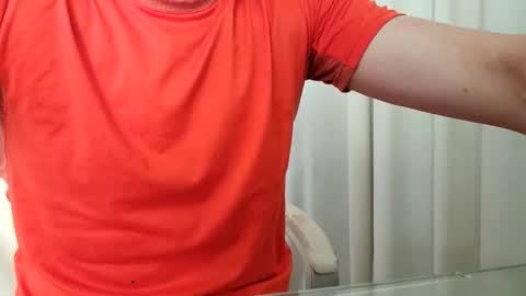 La Baguette dure online show from February 23, 10:01 am