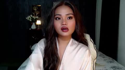 IG Lisa Avery Monroe online show from March 31, 10:37 am