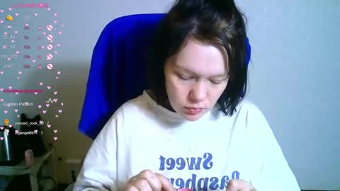 Snapshot of the_ice_owl chatting on October 23, 11:42 am the_ice_owl online show from October 23, 11:42 am