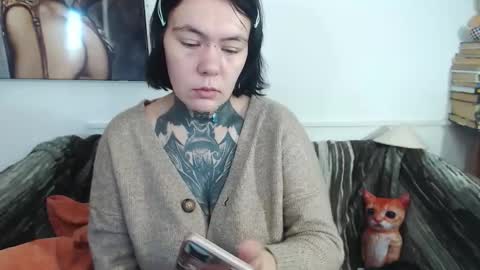 Snapshot of the_ice_woman chatting on September 19, 2:46 am the_ice_woman online show from September 19, 2:46 am