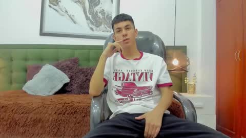   T H E    M A R K   K I N G online show from December 15, 4:55 pm