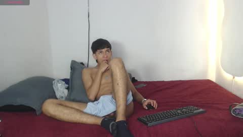 Snapshot of the_muderer chatting on March 12, 9:23 am murderer online show from March 12, 9:23 am