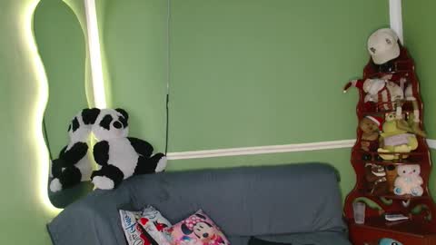 Snapshot of the_muderer chatting on November 27, 12:18 pm murderer online show from November 27, 12:18 pm