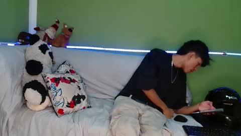 Snapshot of the_muderer chatting on December 17, 7:42 pm murderer online show from December 17, 7:42 pm