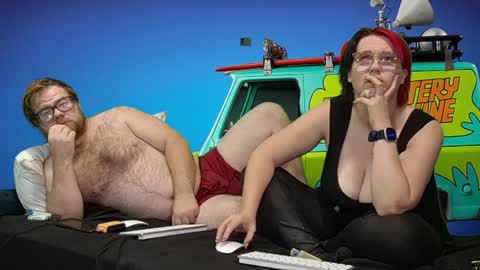 Shaggy  Velma online show from December 5, 3:59 am