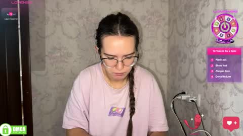 Alice online show from November 1, 9:44 am