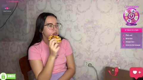 Alice online show from December 2, 3:07 pm