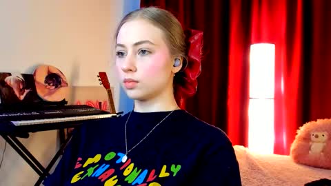 Ally    STREAMING ON TWITCH NOW Check my Twitter for updates online show from March 5, 5:47 am