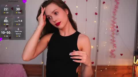 Snapshot of the_truewoman_show chatting on May 8, 3:12 am My name is Cynthia and Im very happy to see you in my sweet room online show from May 8, 3:12 am