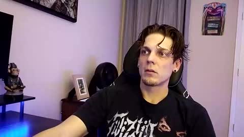 Snapshot of the_wicked22 chatting on February 26, 12:16 am Wicked online show from February 26, 12:16 am