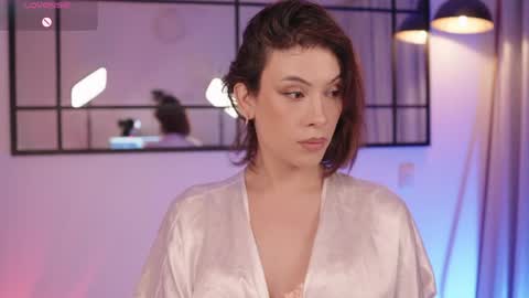 Thea online show from May 15, 11:56 pm