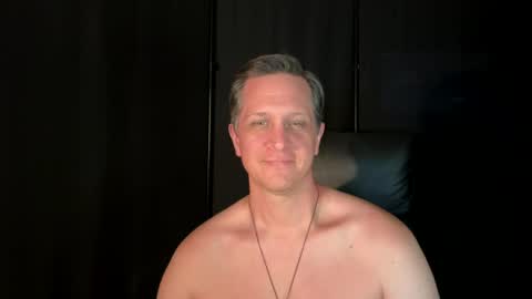 ISABELLA or MATT online show from July 8, 11:31 pm