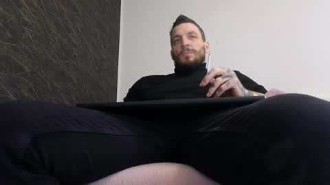 John online show from February 19, 9:28 am