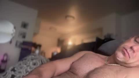 Snapshot of thebuzz777 chatting on February 20, 1:30 pm theBuzz777 online show from February 20, 1:30 pm