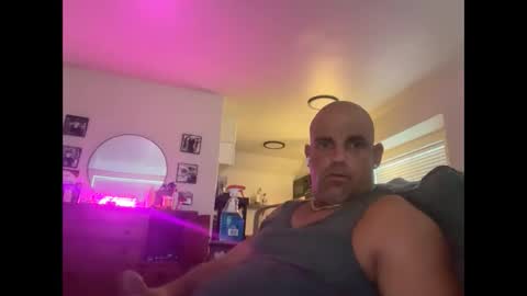 Snapshot of thebuzz777 chatting on September 24, 2:31 pm theBuzz777 online show from September 24, 2:31 pm