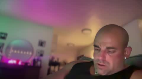 Snapshot of thebuzz777 chatting on October 7, 12:13 pm theBuzz777 online show from October 7, 12:13 pm