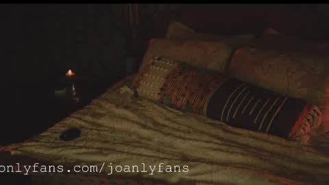 Snapshot of thecamwoman chatting on October 19, 7:47 pm Joan online show from October 19, 7:47 pm