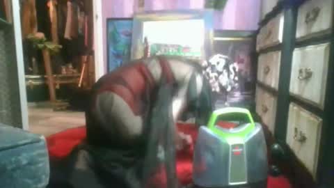 Snapshot of thecannibalsalt chatting on October 27, 2:04 am thecannibalsalt online show from October 27, 2:04 am