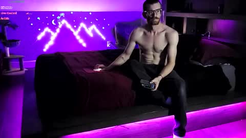 Thatcarrguyy online show from February 24, 7:28 am