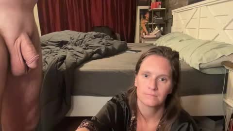 Snapshot of theclassmom chatting on February 27, 3:17 am Stephanie and Jason Class online show from February 27, 3:17 am