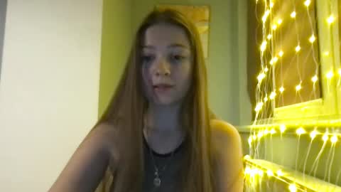 Snapshot of thecrystal chatting on January 21, 3:43 pm Crystal online show from January 21, 3:43 pm