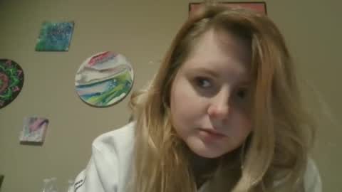 Kassandra Grant online show from January 5, 4:04 am