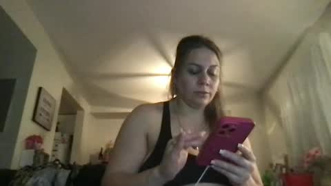 Snapshot of thedevinemilf chatting on June 12, 1:59 am Masked Milf Christina online show from June 12, 1:59 am
